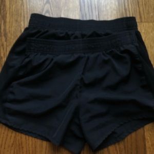 Danskin Now black shorts girls size L(10-12)